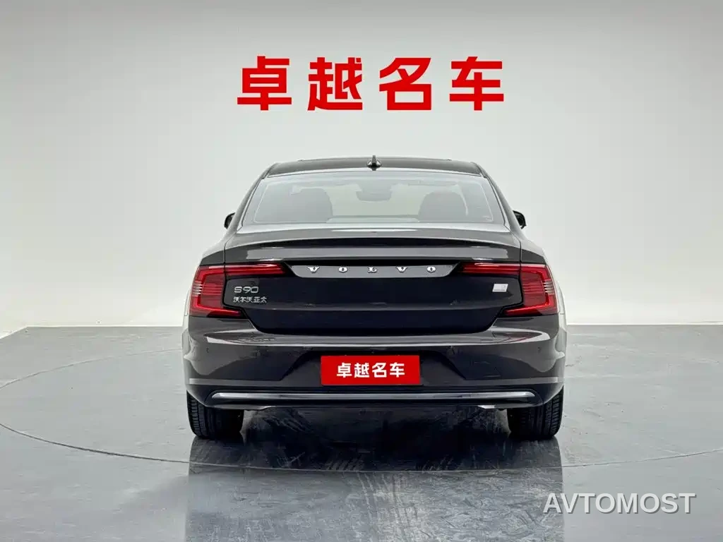 Volvo S90 Plug-in Hybrid 2022 T8 Recharge Plug-in Hybrid Momentum Luxury Edition — фото 5