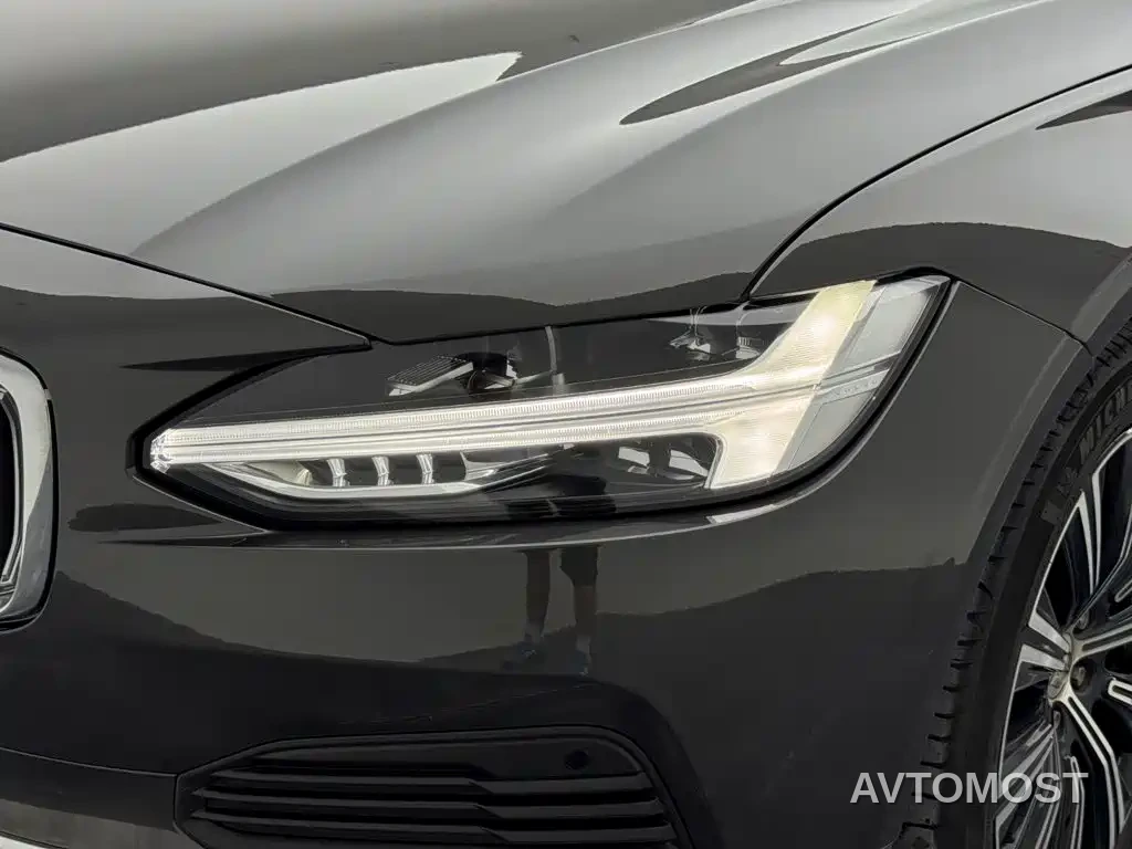 Volvo S90 Plug-in Hybrid 2022 T8 Recharge Plug-in Hybrid Momentum Luxury Edition — фото 9