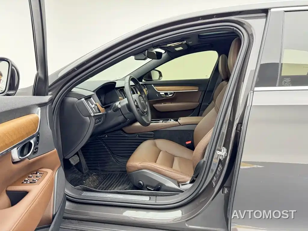 Volvo S90 Plug-in Hybrid 2022 T8 Recharge Plug-in Hybrid Momentum Luxury Edition — фото 12