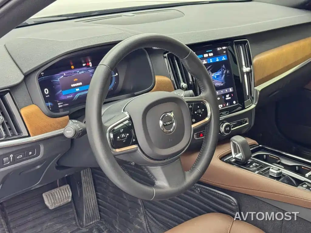 Volvo S90 Plug-in Hybrid 2022 T8 Recharge Plug-in Hybrid Momentum Luxury Edition — фото 16
