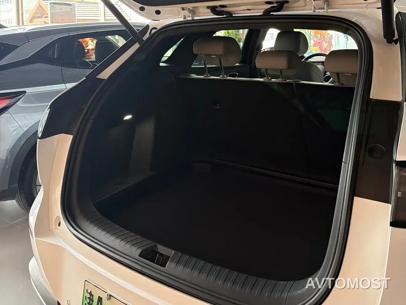 BYD Sealion 06 New Energy 2025 DM-i 170 Pilot Pro Edition — фото 17