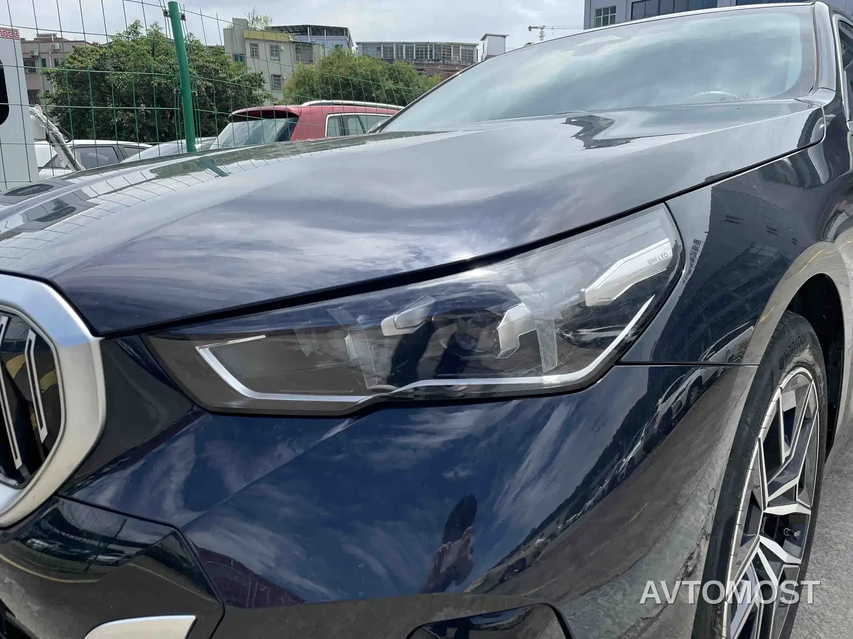 BMW i5 2024 eDrive 35L M Sport Package — фото 7