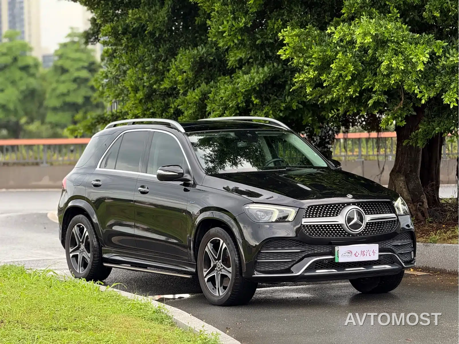 Mercedes-Benz GLE New Energy 2021 GLE 350 e 4MATIC Smart Enjoyment Edition — фото 3