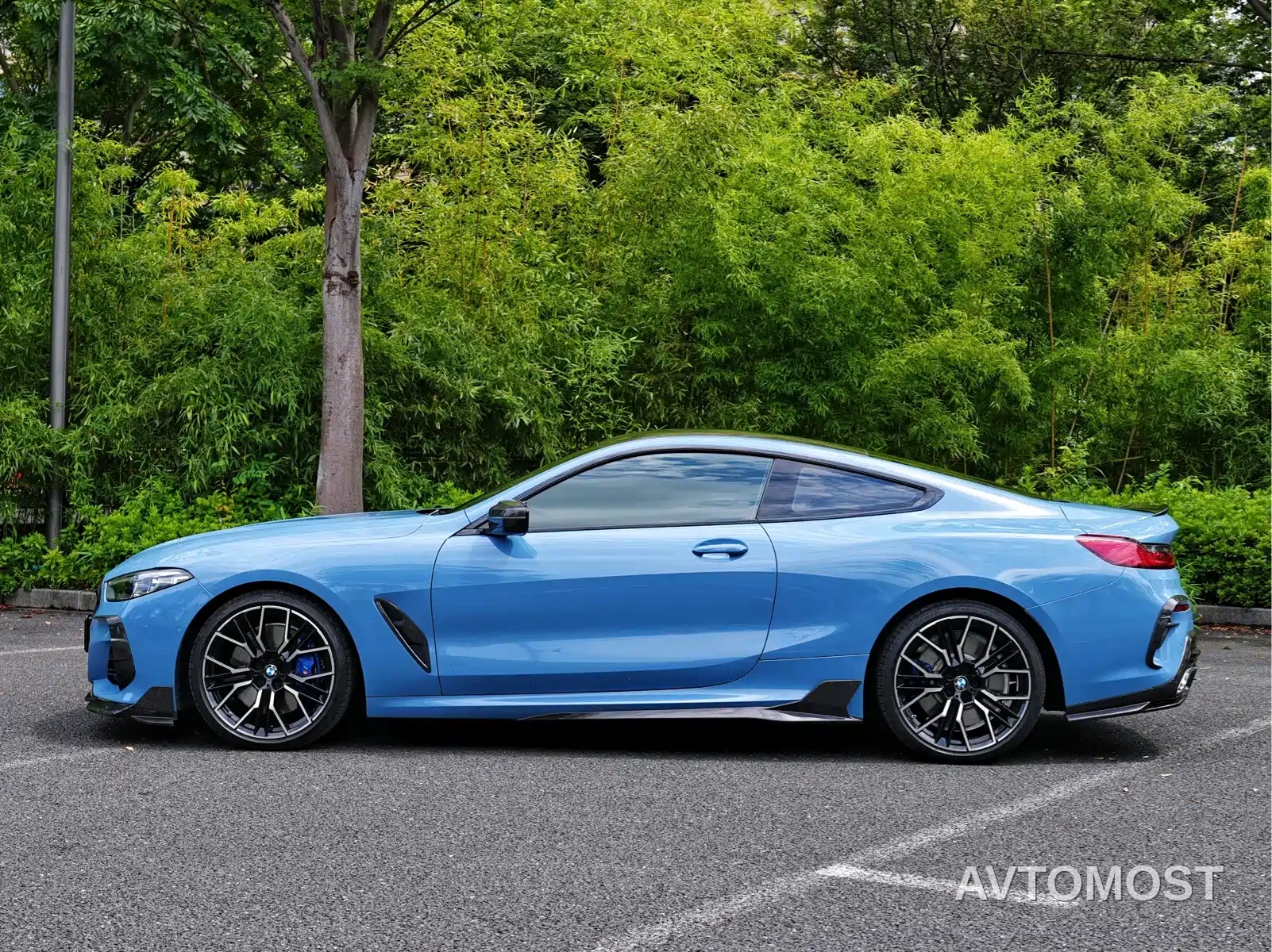 BMW 8 Series 2022 840i Coupe M Sport Package — фото 3