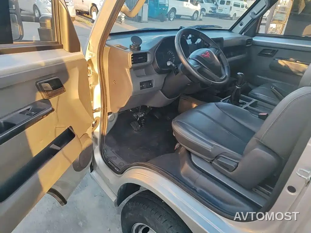 Wuling Longka 2023 2.0L Comfort — фото 15