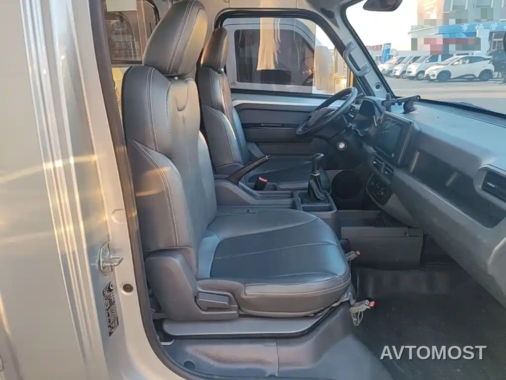 Wuling Longka 2023 2.0L Comfort — фото 24