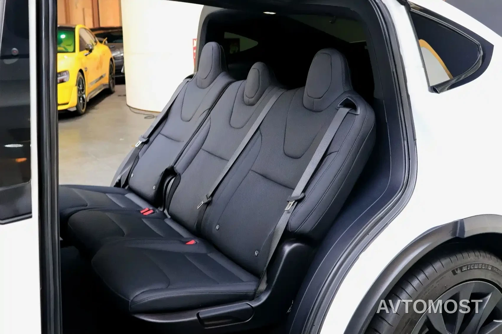 Tesla Model X 2023 Dual Motor All-Wheel Drive Edition — фото 6
