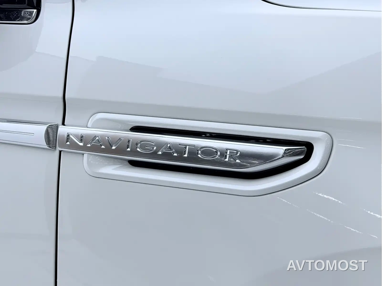 Lincoln Navigator 2020 3.5T Prestige Edition — фото 35