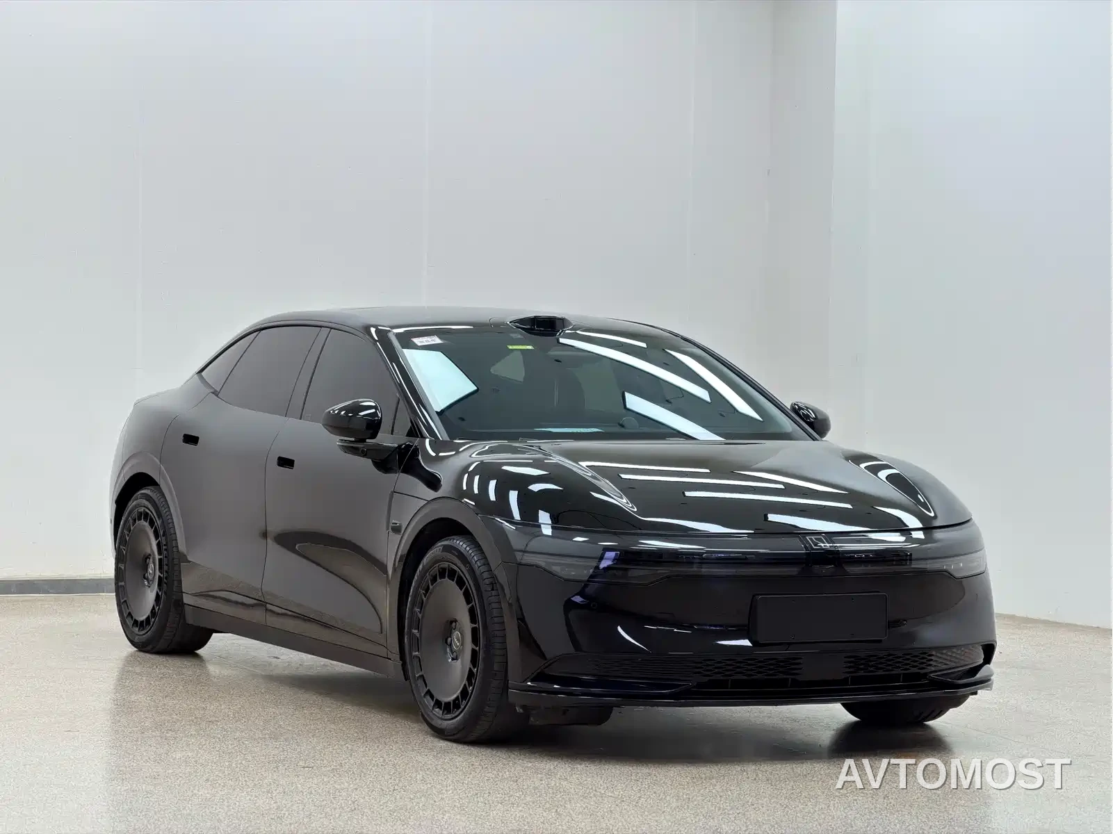 Zeekr 007 2024 Rear-Wheel Drive Smart Edition 75kWh — фото 3