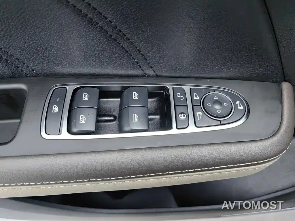BYD Song MAX New Energy 2022 DM-i 105KM Executive Edition — фото 8