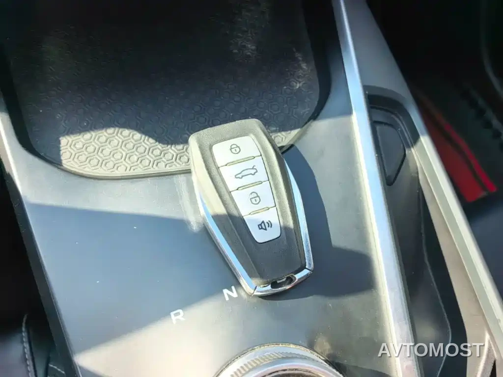 Geely Geometry A 2022 Model Pro 430KM Travel Edition — фото 9