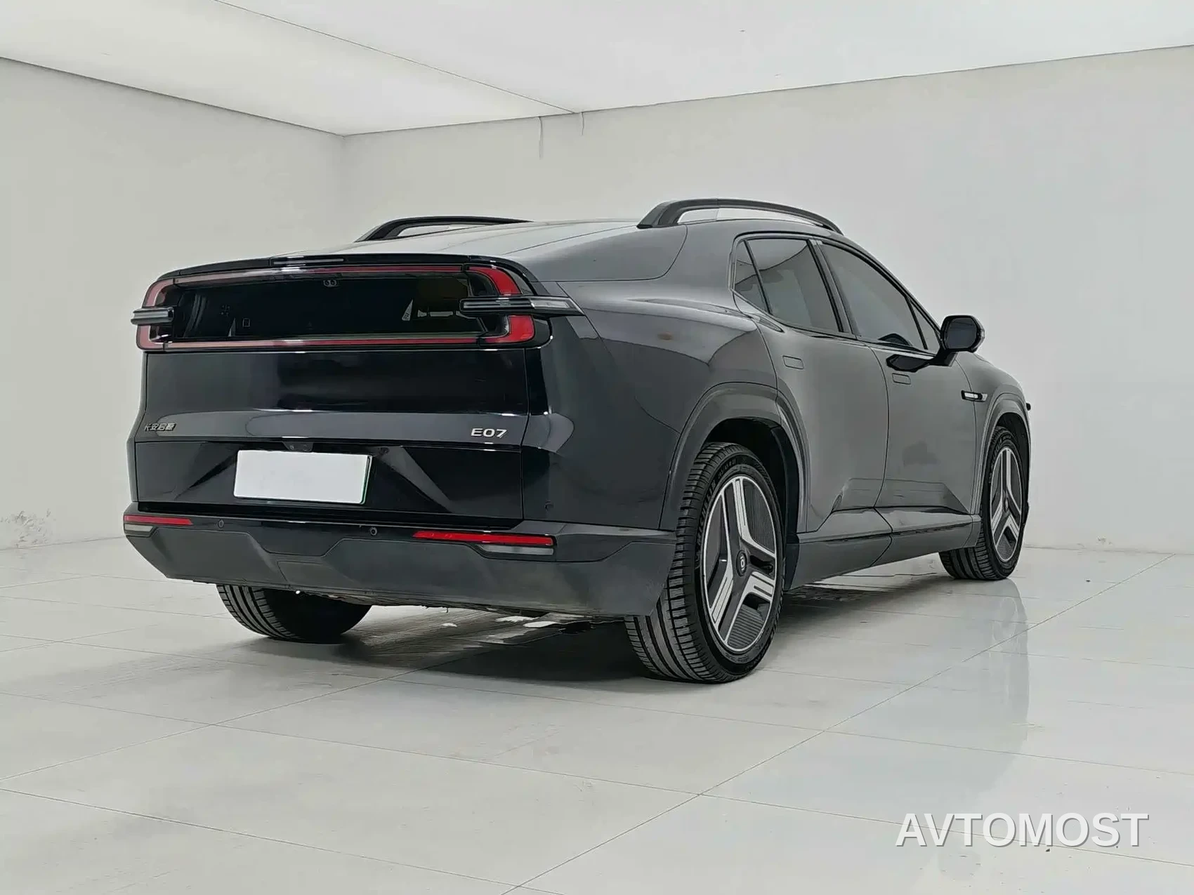 Changan Qiyuan E07 2025 Pure Electric AWD 90kWh Max Intelligent Driving Edition — фото 6