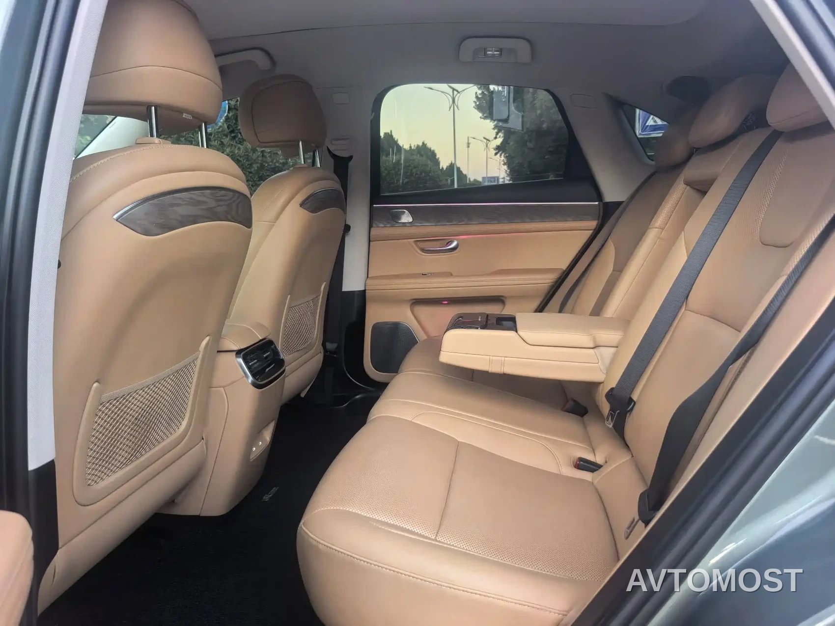 AITO M5 2022 Extended Range RWD Standard — фото 6