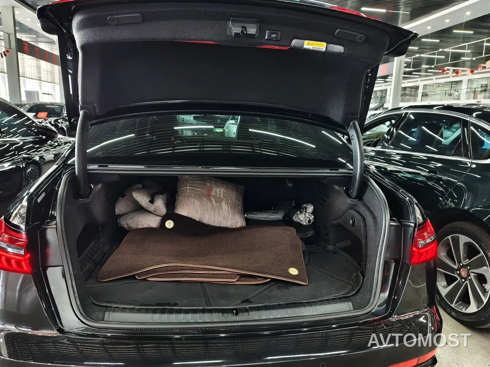 Audi A6L New Energy 2020 55 TFSI e quattro — фото 15