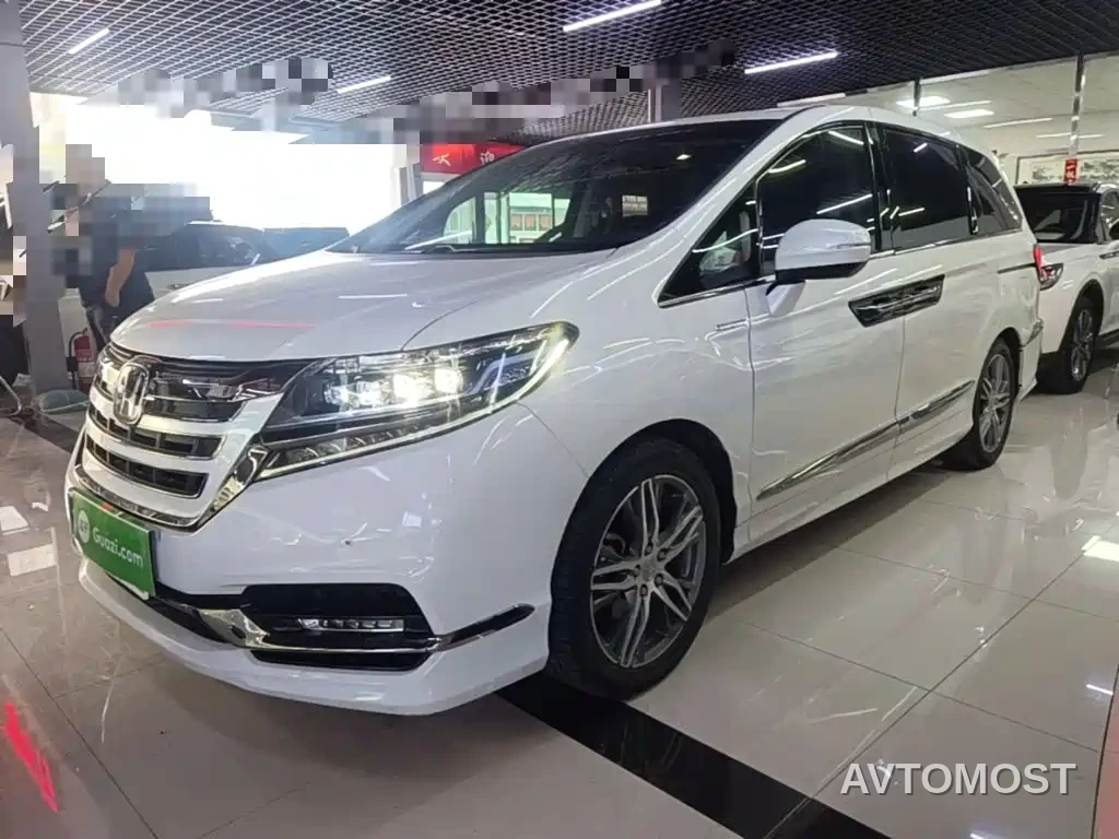 Honda Elysion 2019 2.0L Hybrid Luxury Edition — фото 1