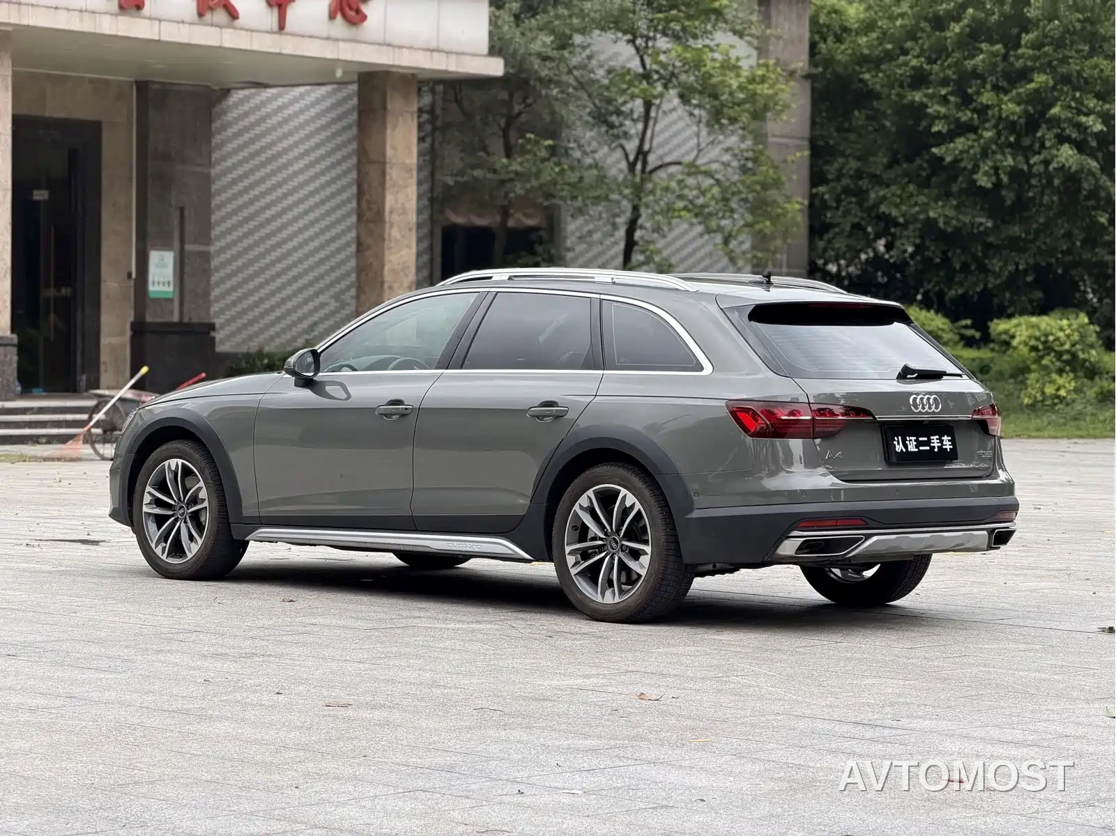 Audi A4 (Import) 2023 Model allroad quattro — фото 7