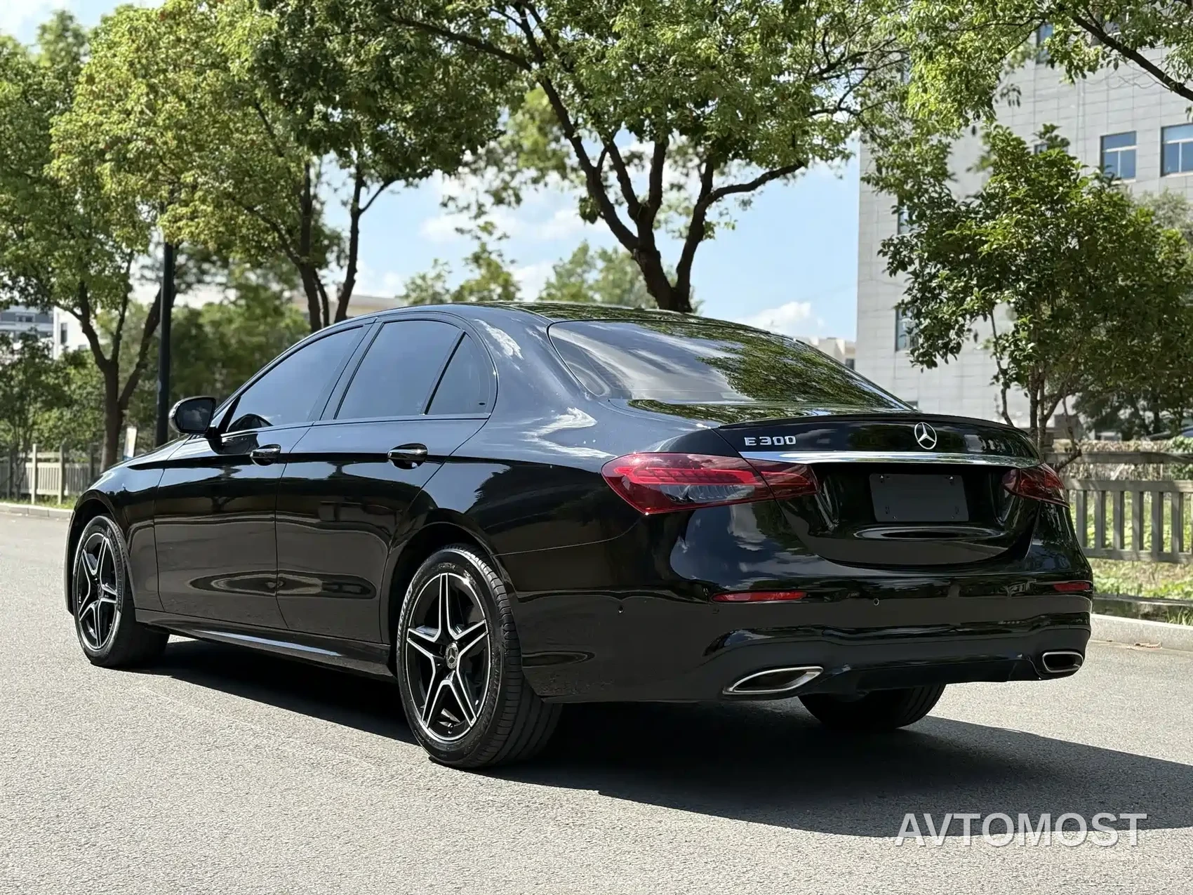 Mercedes-Benz E-Class (Import) 2021 E 260 Luxury Sport Edition — фото 9
