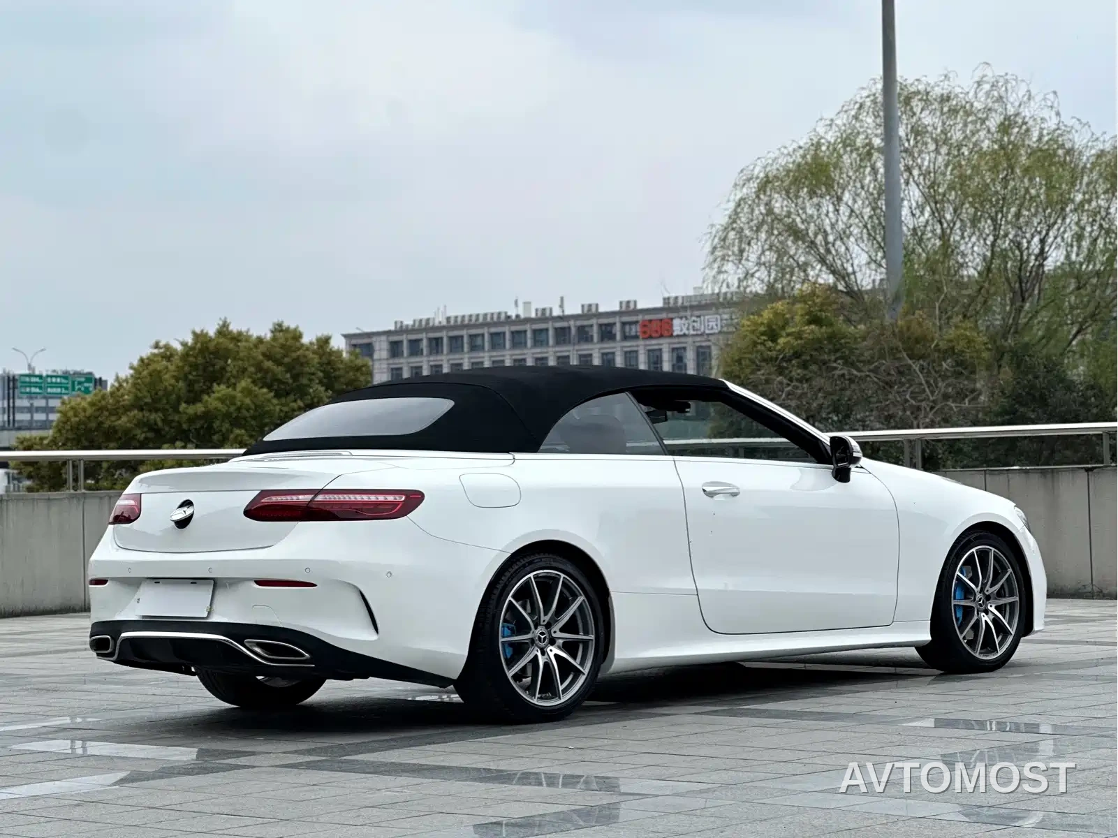 Mercedes-Benz E-Class (Import) 2021 E 260 Convertible Coupe — фото 5