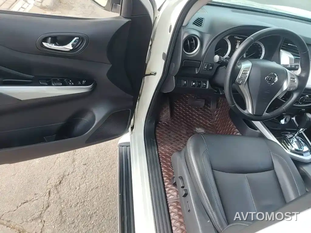 Nissan Terra 2020 2.5L XV 4WD Automatic Flagship Edition — фото 13