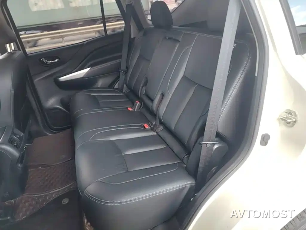Nissan Terra 2020 2.5L XV 4WD Automatic Flagship Edition — фото 14