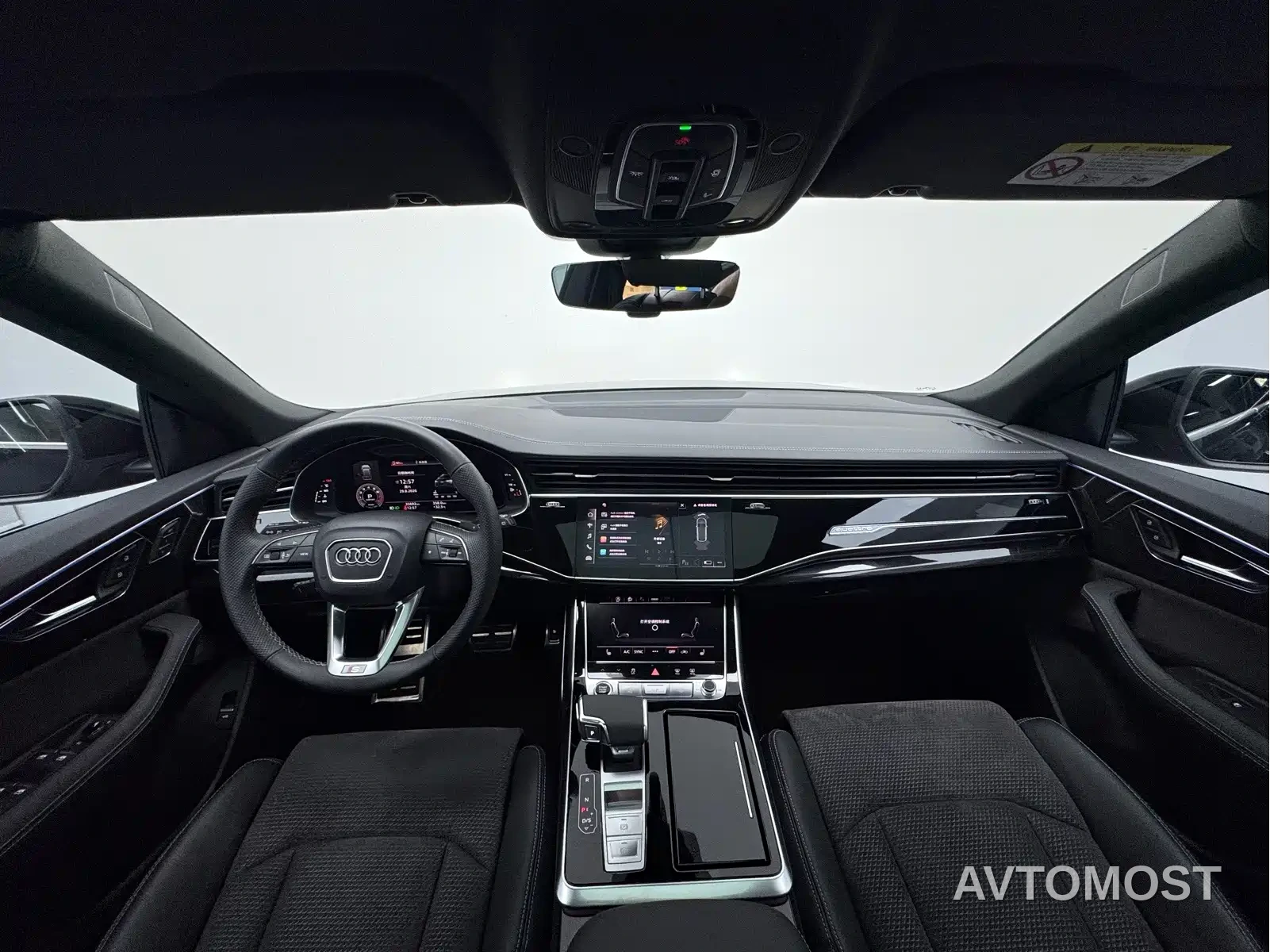 Audi Q8 2021 Model 55 TFSI Premium Dynamic — фото 7
