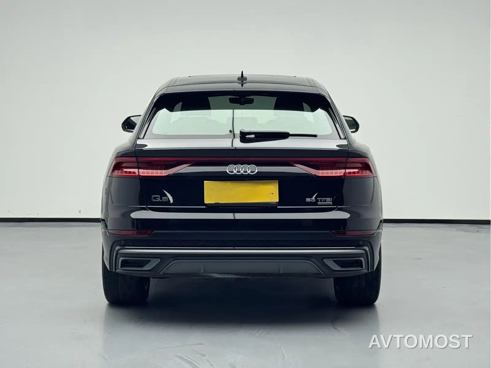 Audi Q8 2021 Model 55 TFSI Premium Dynamic — фото 15