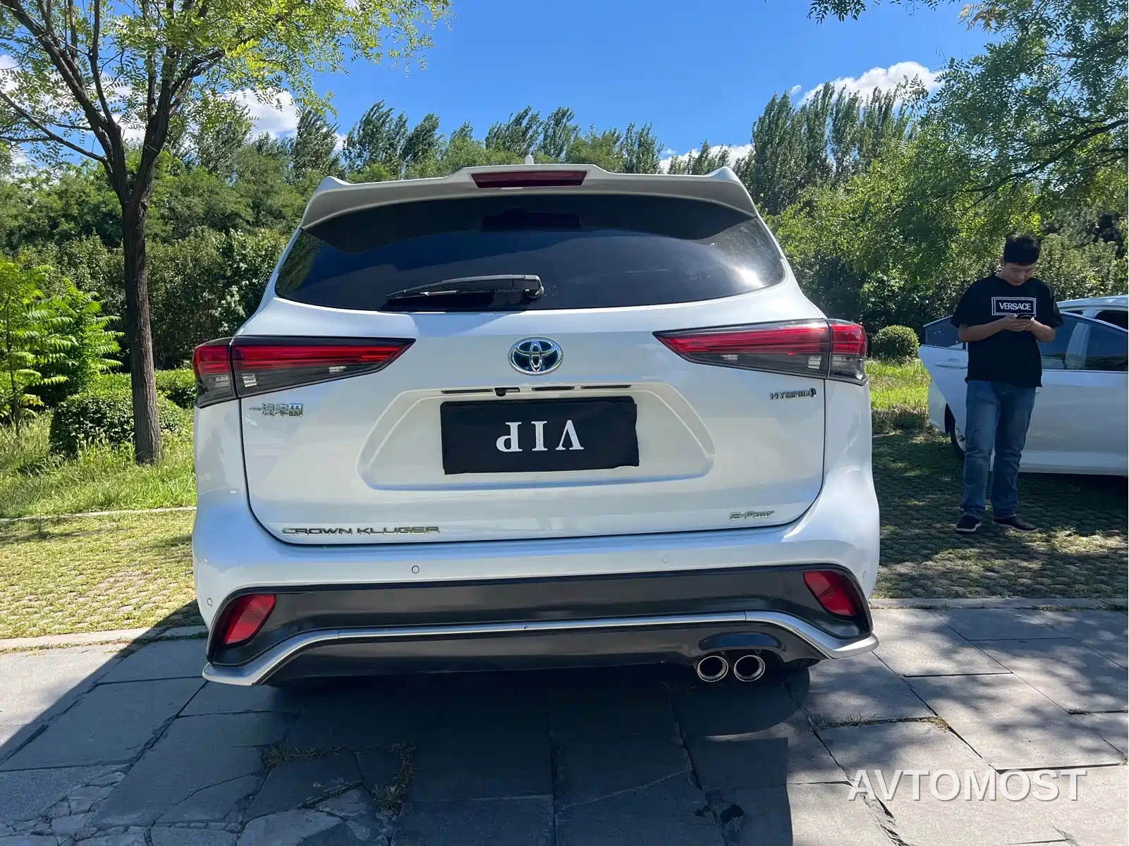 Toyota Crown Kluger 2022 2.5L HEV 4WD Premium Edition — фото 8