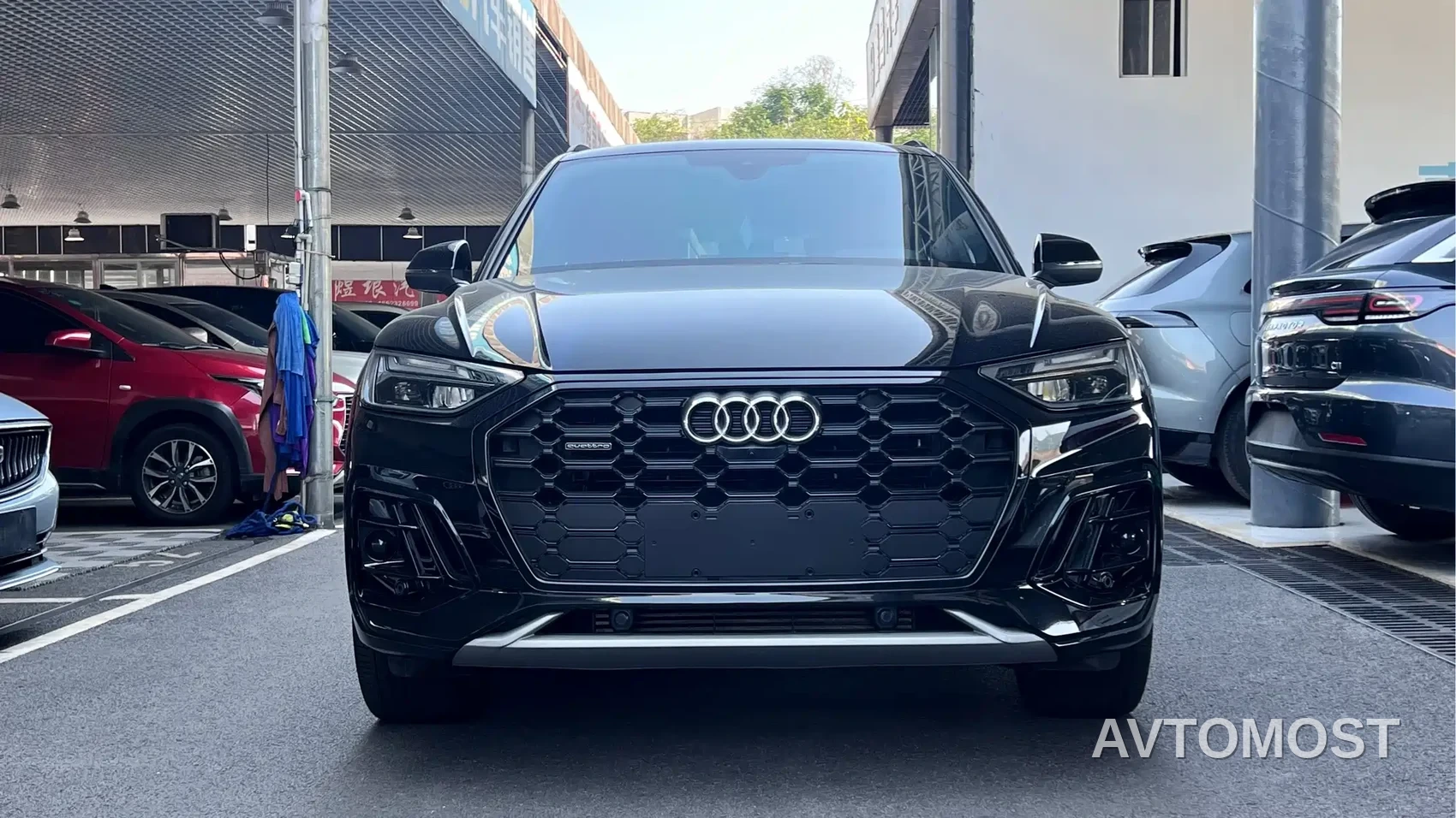 Audi Q5L 2025 45 TFSI Luxury Dynamic — фото 2