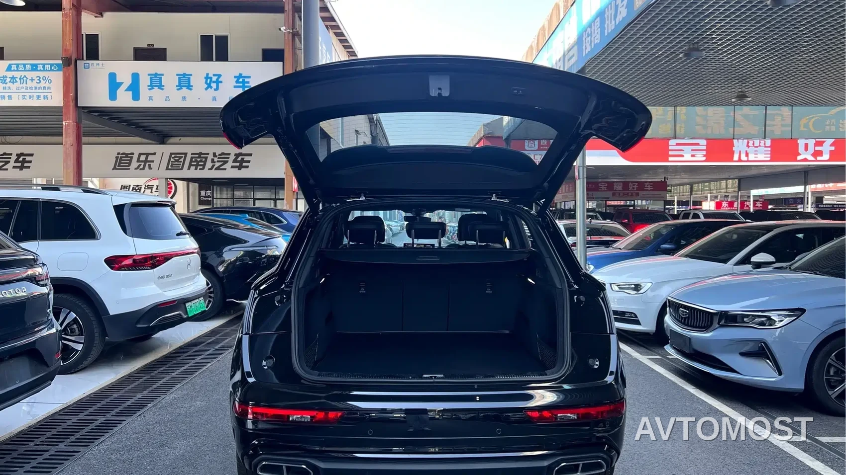 Audi Q5L 2025 45 TFSI Luxury Dynamic — фото 24