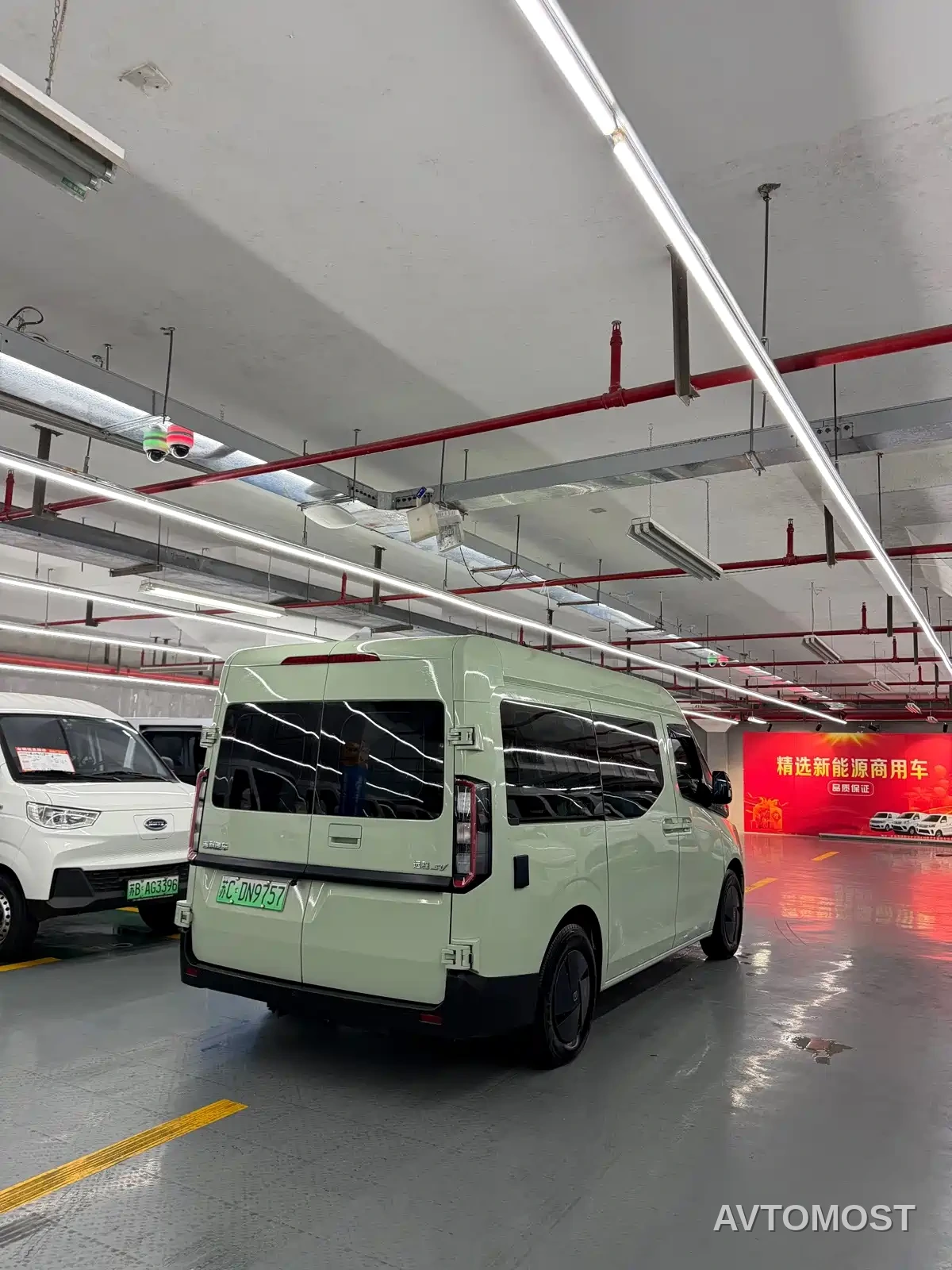 Yuan Cheng Farizon Super VAN 2024 Smart Wealth Edition Short Wheelbase Medium Roof 68kWh — фото 6