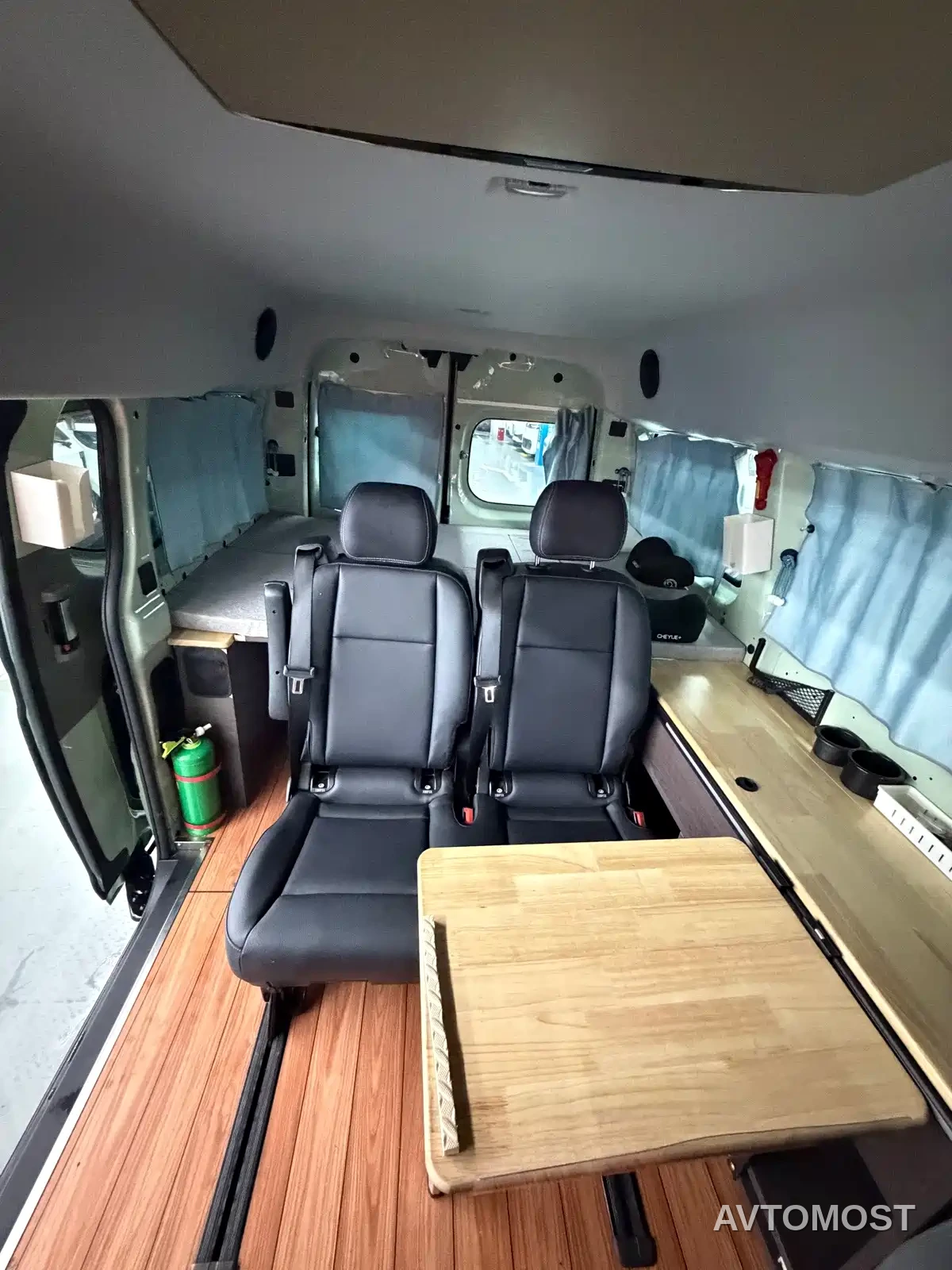Yuan Cheng Farizon Super VAN 2024 Smart Wealth Edition Short Wheelbase Medium Roof 68kWh — фото 12