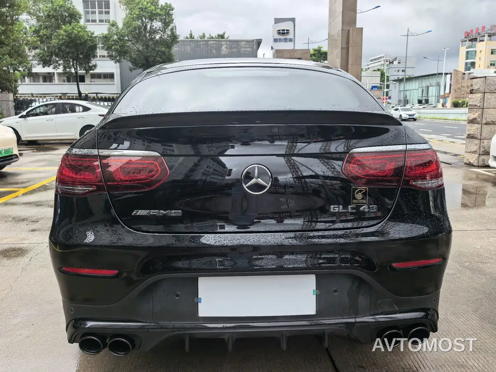 Mercedes-Benz GLC Coupe AMG 2023 AMG GLC 43 4MATIC Coupe SUV — фото 3