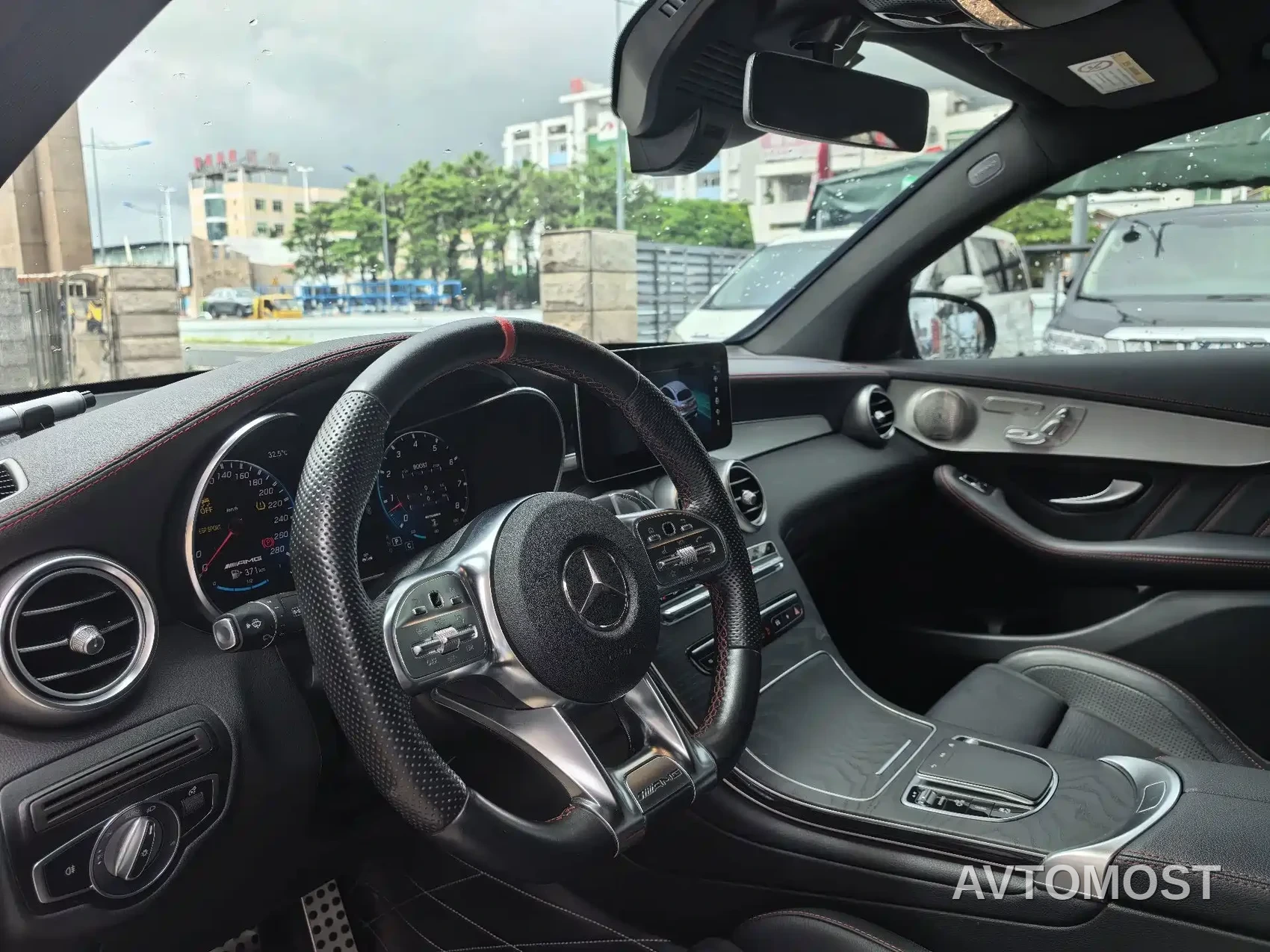 Mercedes-Benz GLC Coupe AMG 2023 AMG GLC 43 4MATIC Coupe SUV — фото 5