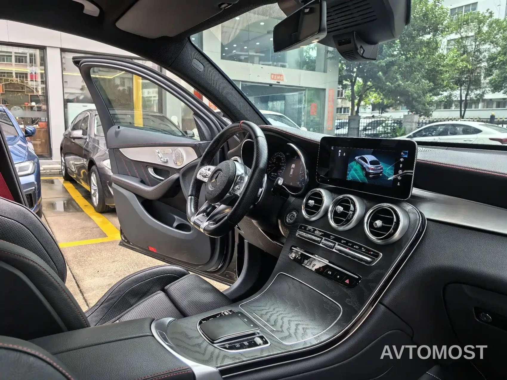 Mercedes-Benz GLC Coupe AMG 2023 AMG GLC 43 4MATIC Coupe SUV — фото 6