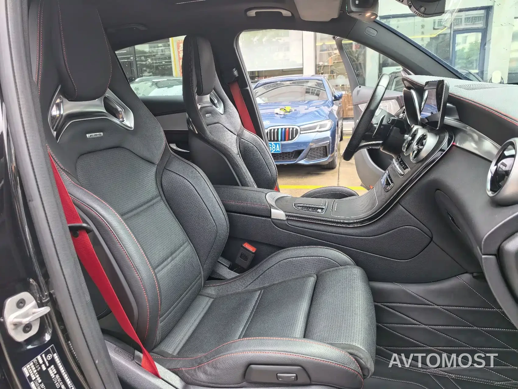 Mercedes-Benz GLC Coupe AMG 2023 AMG GLC 43 4MATIC Coupe SUV — фото 7