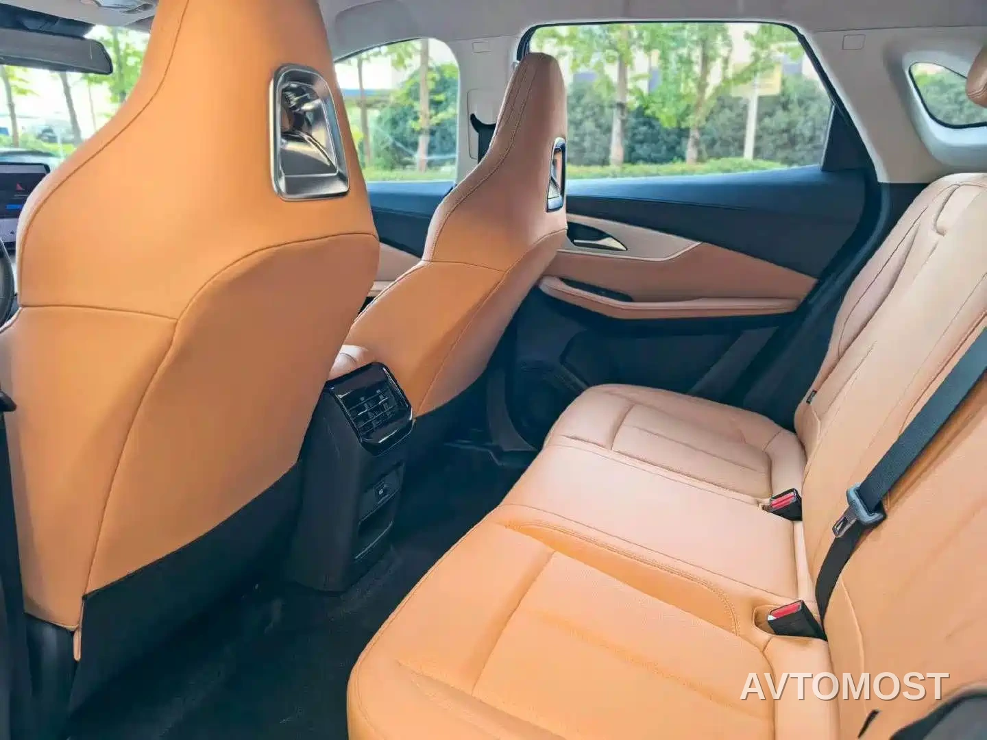 Dongfeng Fengxing Stellar X5 2025 Pilot Edition — фото 5
