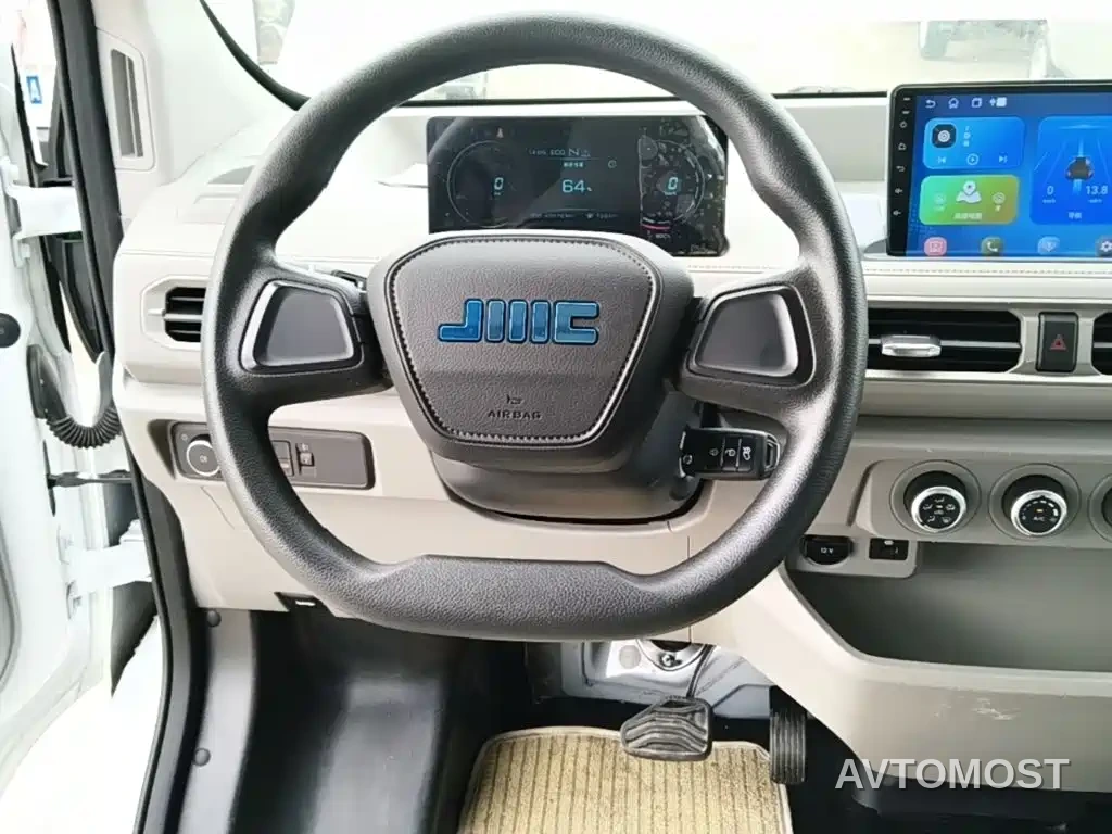 Jiangling E-Fushun 2025 Clear Window Version 53.58kWh Medium Wheelbase Low Roof — фото 7