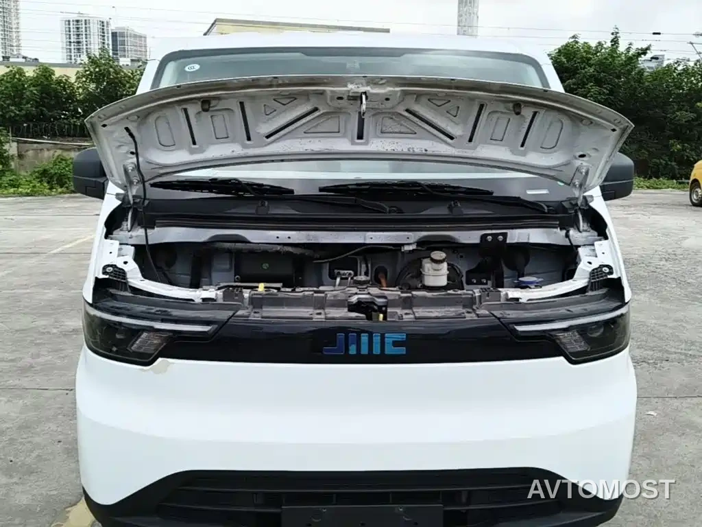Jiangling E-Fushun 2025 Clear Window Version 53.58kWh Medium Wheelbase Low Roof — фото 15