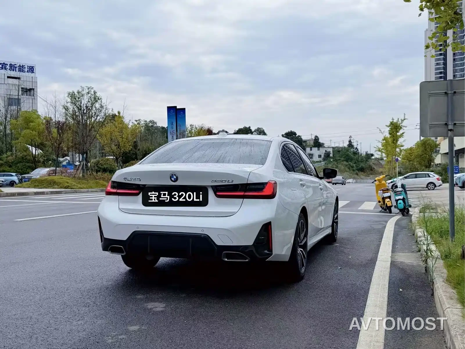 BMW 3 Series 2023 320Li M Sport Package — фото 9
