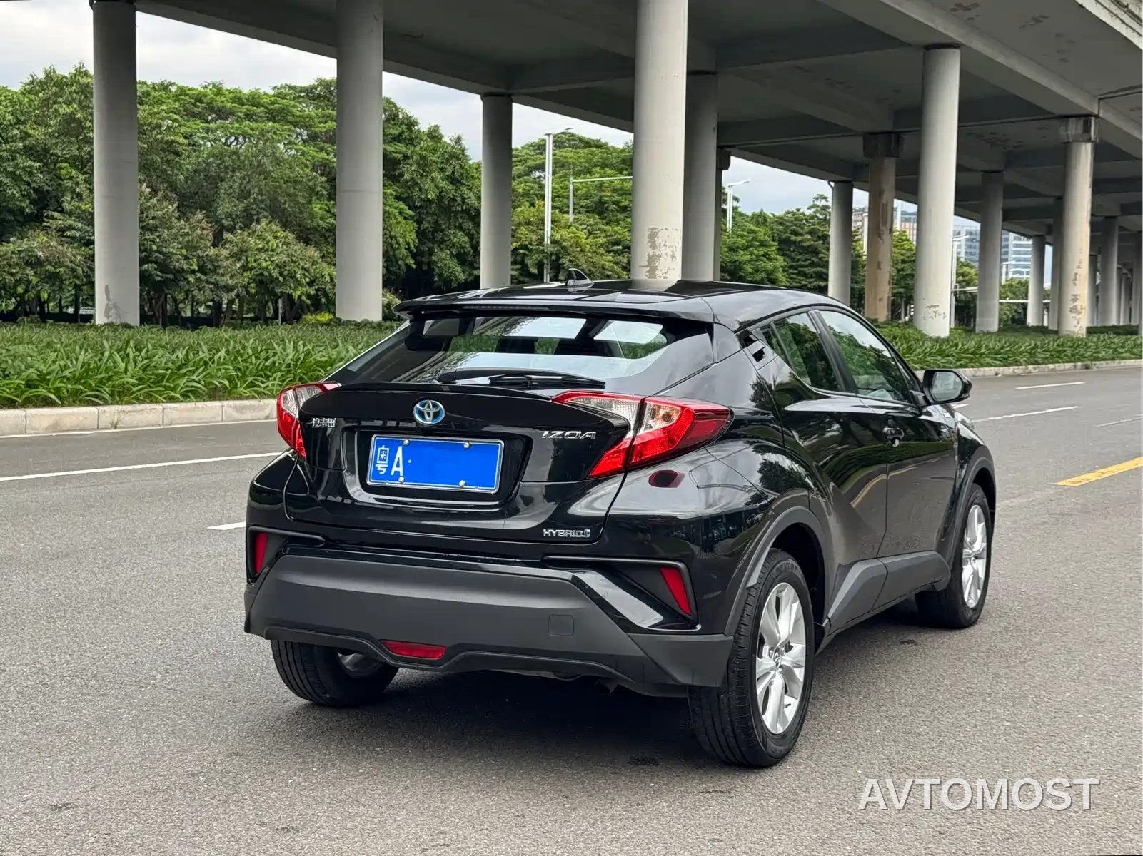 Toyota IZOA 2021 Hybrid 2.0L YiXing Edition — фото 3