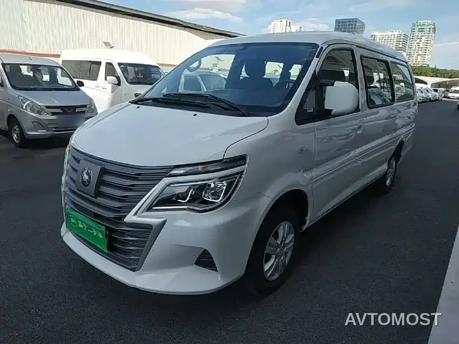 Dongfeng Fengxing Lingzhi New Energy 2025 420km EV City Transport 5-seater
