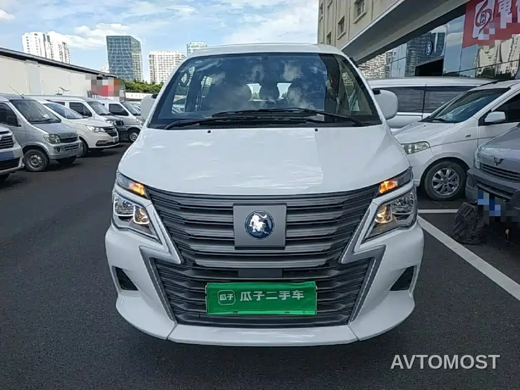 Dongfeng Fengxing Lingzhi New Energy 2025 420km EV City Transport 5-seater — фото 2