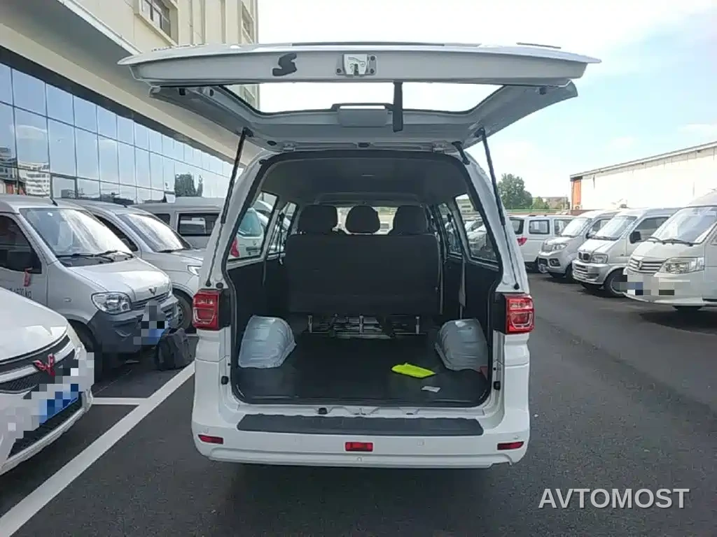 Dongfeng Fengxing Lingzhi New Energy 2025 420km EV City Transport 5-seater — фото 15