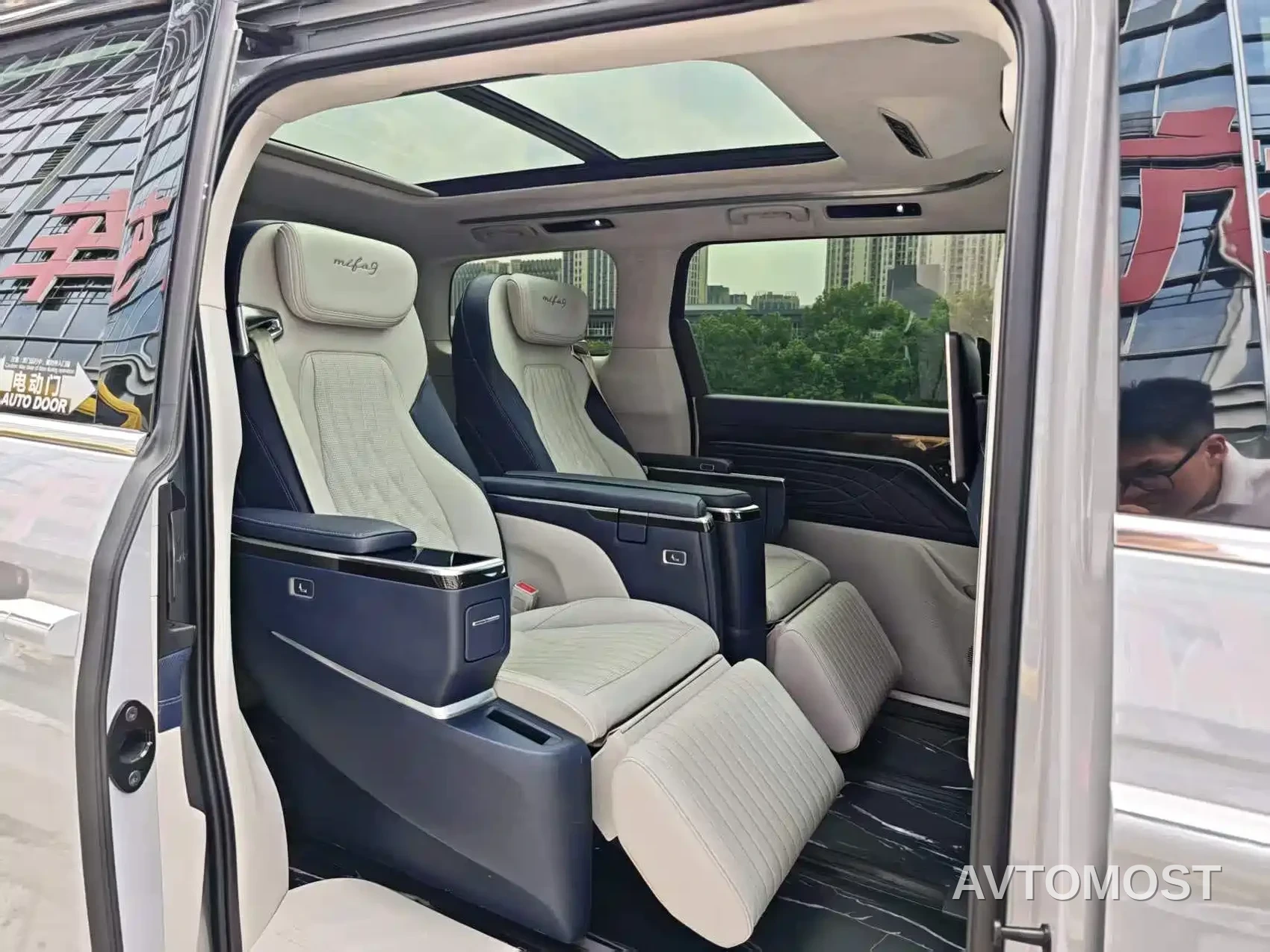 SAIC Maxus Dajia 9 2022 Long Range Alpine Flagship — фото 8