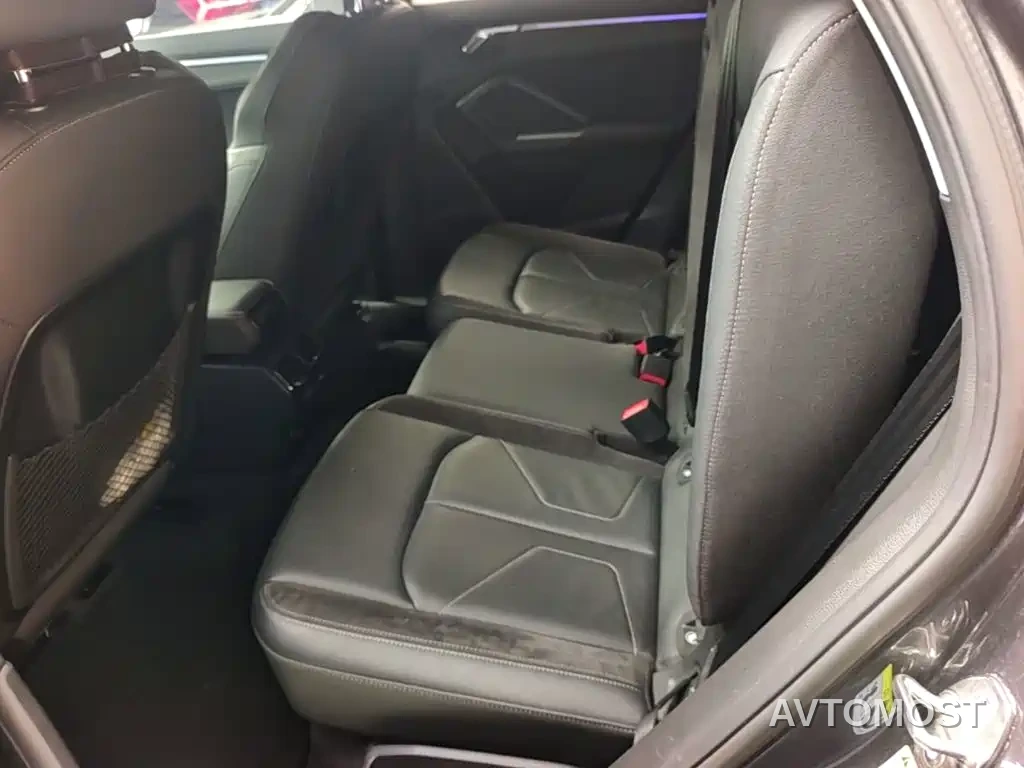 Audi Q3 Sportback 2022 40 TFSI Fashion — фото 11