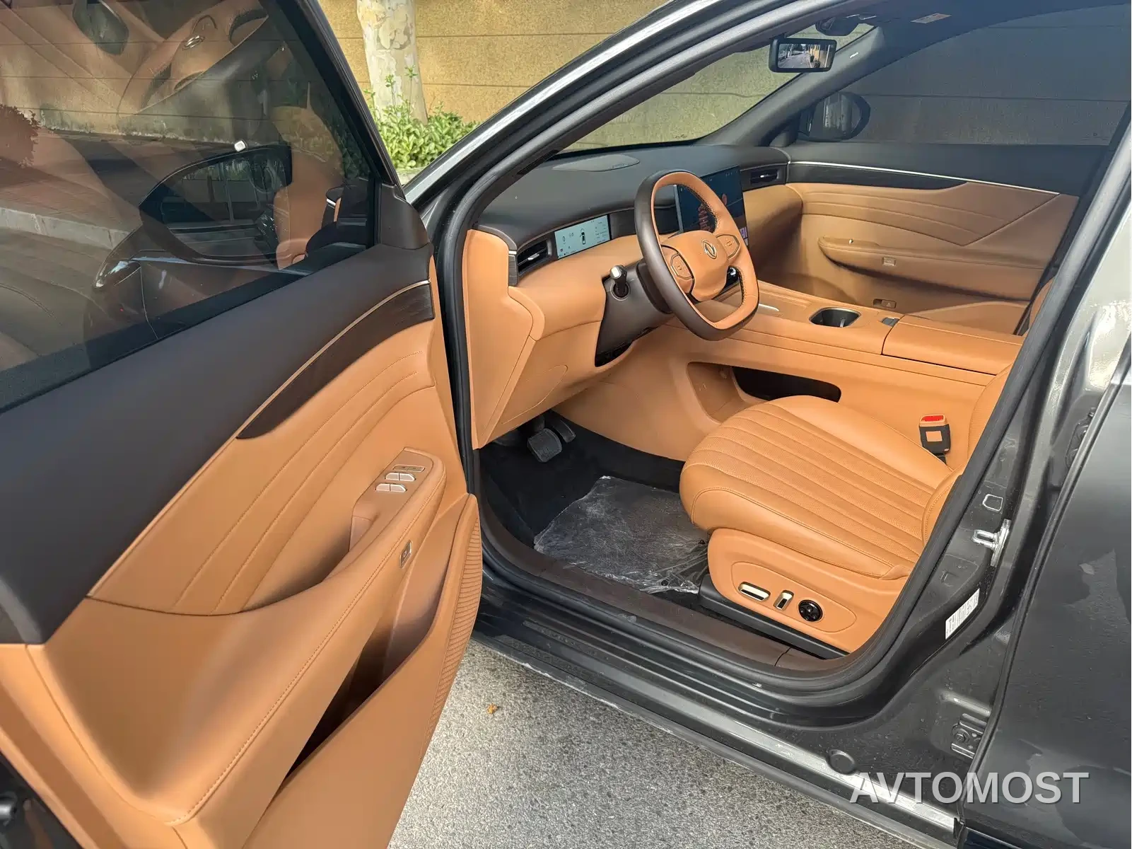 Dongfeng Aeolus L8 2025 Plug-in Hybrid — фото 8