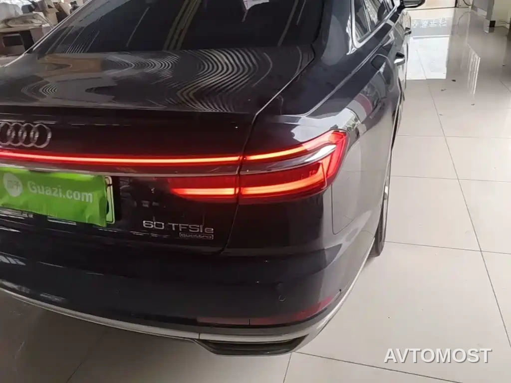 Audi A8 New Energy 2022 A8L 60 TFSIe quattro Collector's Edition — фото 5