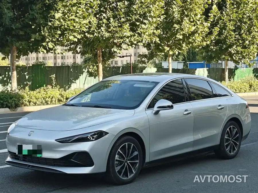 Roewe D7 2025 DMH 125km World Champion Edition