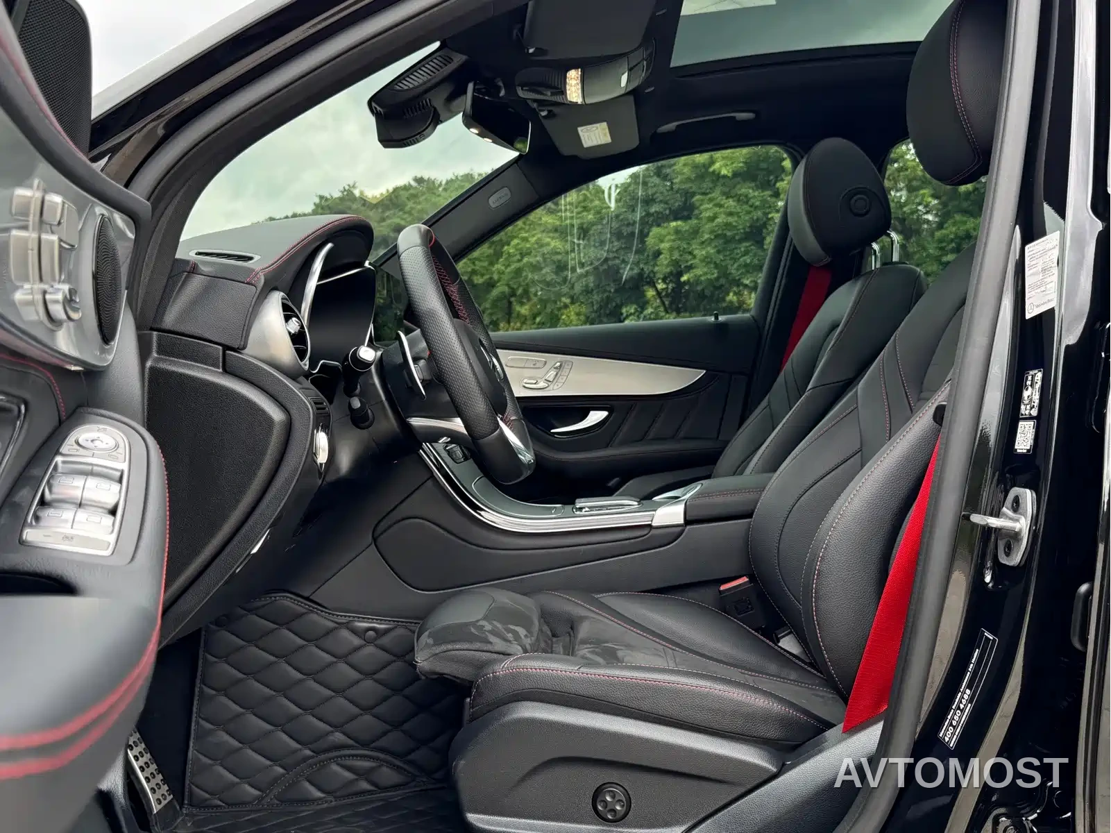 Mercedes-Benz GLC AMG 2022 AMG GLC 43 4MATIC — фото 13