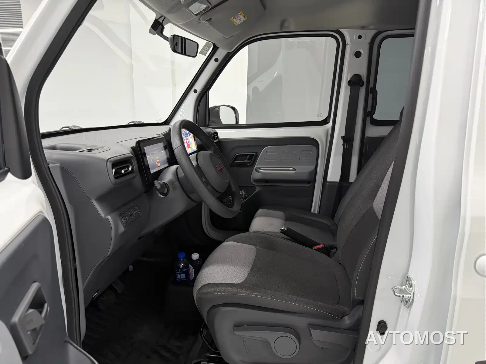 Wuling Zhiguang NEV 2025 Model 305km Base Version — фото 8
